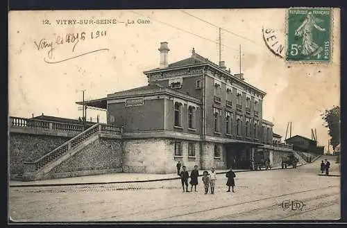 AK Vitry-sur-Seine, La Gare