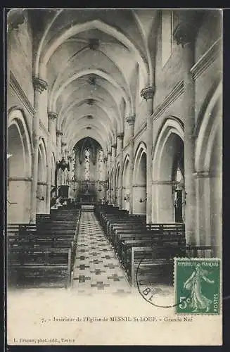 AK Mesnil-Saint-Loup, Intérieur de l`Église, Grande Nef