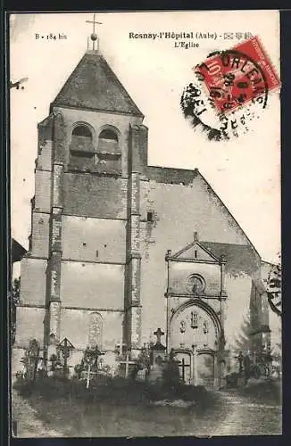 AK Rosnay-l`Hôpital, L`Église avec son clocher imposant et le cimetière environnant