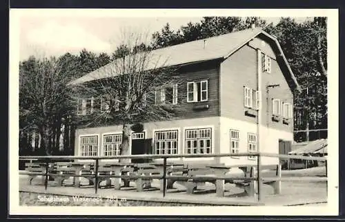 AK Schutzhaus Waxeneck mit Terrasse im Sonnenschein