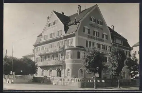 Foto-AK Reutte, Hotel-Pension Tirolerhof