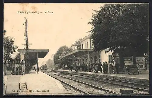 AK Esbly, La Gare, Bahnhof