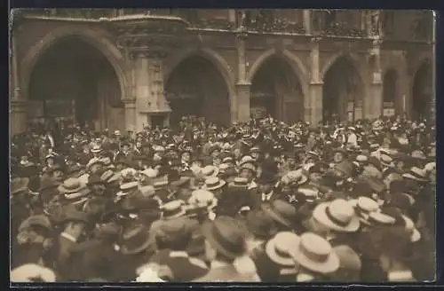 Foto-AK München, Kriegserklärung am 3. August 1914