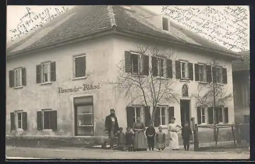 Foto-AK Traunstein, Bäckerei Lämmermeyer mit Familie