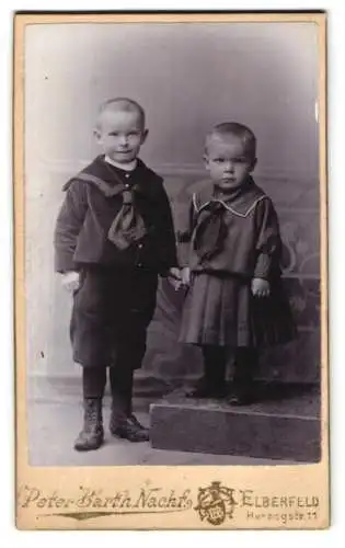 Fotografie Peter Barth Nachf., Elberfeld, Herzogstr. 11, Zwei Kinder in Matrosenanzügen