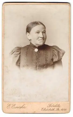 Fotografie E. Encke, Görlitz, Elisabethstr. 10/11, Porträt einer älteren Frau