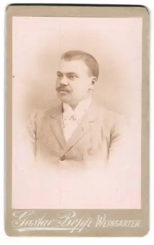 Fotografie Gustav Bopp, Weingarten, Porträt eines eleganten Herrn