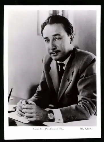 Fotografie Portrait Romain Gary, Prix Goncourt 1956