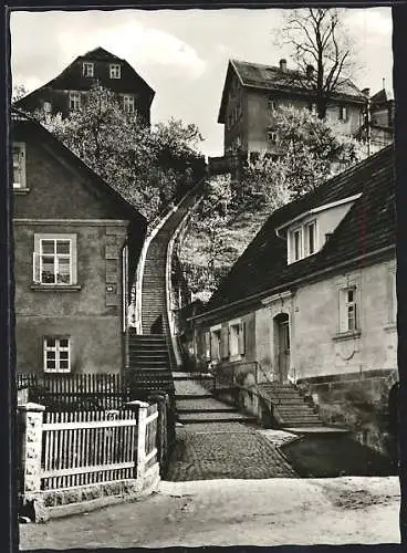 AK Weidenberg im Fichtelgebirge, Treppe inmitten von Wohnhäusern
