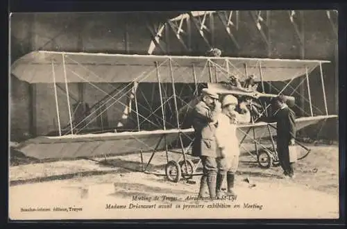 AK Madame Driancourt avant sa premiere exhibition en Meeting, Flugzeug