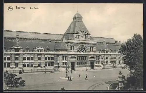AK Tournai, Blick auf den Bahnhof mit Vorplatz