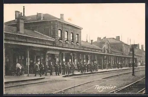 AK Tergnier, Fahrgäste auf dem Bahnhof