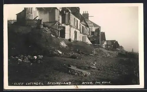 AK Kessingland, Cliff Cottages after the Gale