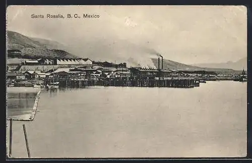 AK Santa Rosalia, Blick vom Wasser auf den Ort