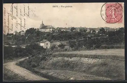 AK Ervy, Vue générale du village avec champs et collines