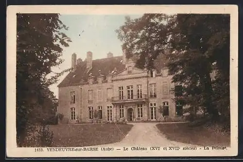 AK Vendeuvre-sur-Barse, Le Château, XVIe et XVIIe siècles, La Pelouse
