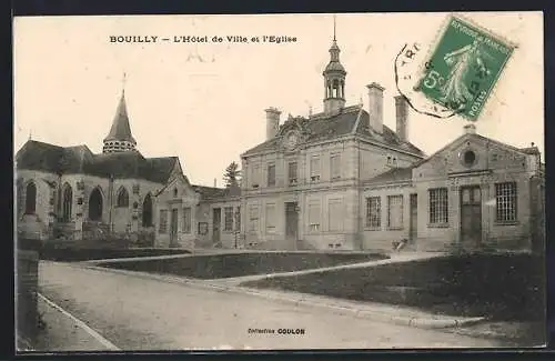 AK Bouilly, L`Hôtel de Ville et l`Église