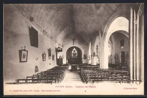 AK Polisy, Intérieur de l`église