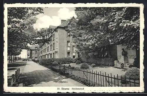 AK Deurne, Heldenstad