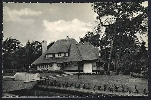 AK Schilde, Huis Dennebos