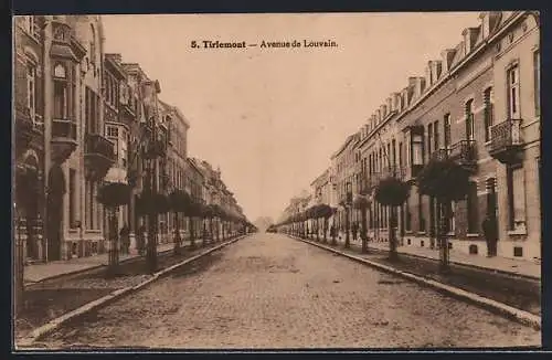 AK Tirlemont, Avenue de Louvrain