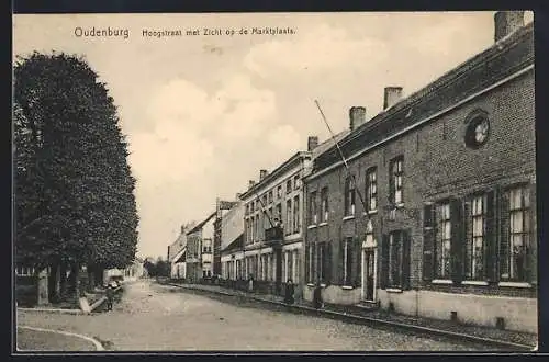 AK Oudenburg, Hoogstraat met Zicht op de Marktplaats