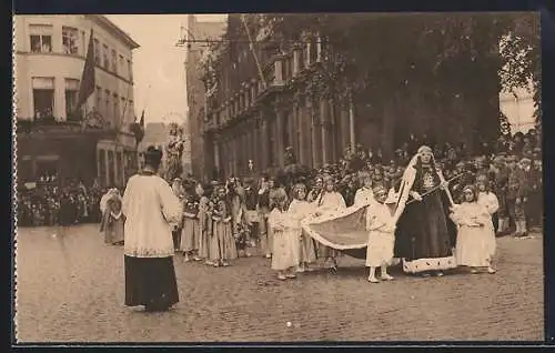 AK Bruges, Procession du Saint-Sang, La ville de Bruges