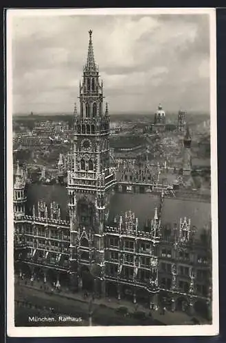 AK München, Rathaus mit Stadtkern