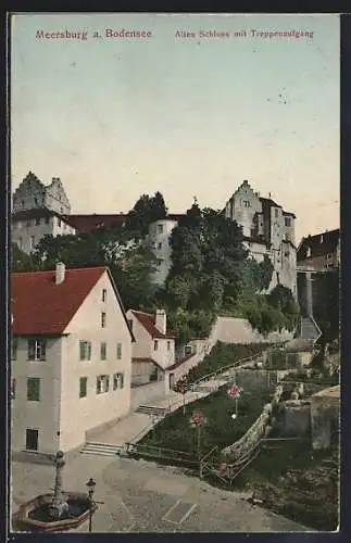 AK Meersburg a. Bodensee, Altes Schloss mit Treppenaufgang