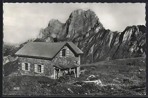 AK Rugghubelhütte, Berghütte auf dem Engelberg mit gr. Sättelistock