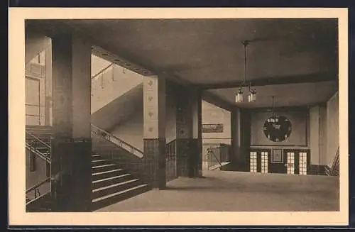 AK Berlin-Schöneberg, Treppenhaus der Mittelschule