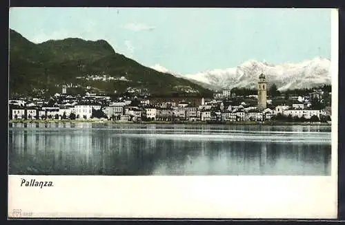 AK Pallanza, Totalansicht der Ortschaft mit Bergen