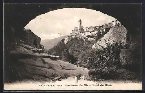 AK Contes, Pont du Riou et vue sur le village depuis la rivière