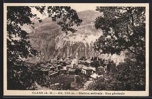 AK Clans, Station estivale à 700 m, vue générale du village et montagnes environnantes