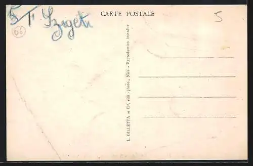 AK Clans, Station estivale à 700 m, vue générale du village et montagnes environnantes