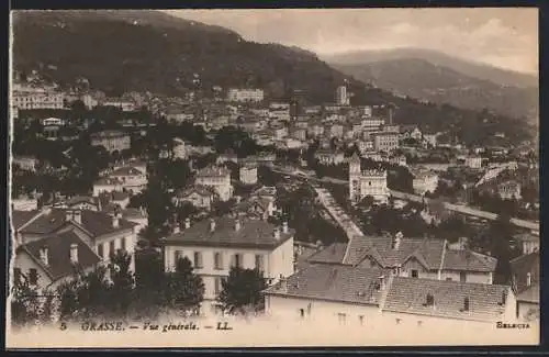 AK Grasse, Vue générale