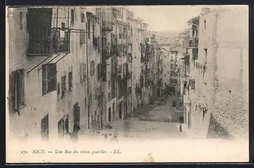 AK Nice, Une Rue du vieux quartier