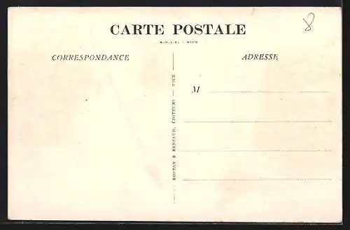 AK Nice, L`Église du Voeu et la rue animée avec palmiers et voiture