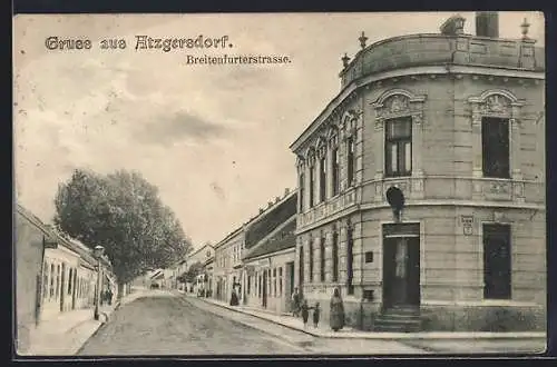 AK Atzgersdorf, Passanten in der Breitenfurterstrasse