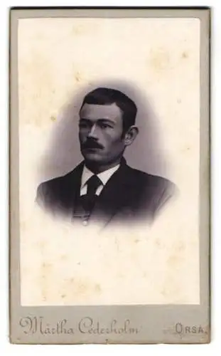 Fotografie Märtha Cederholm, Orsa, Porträt eines Mannes