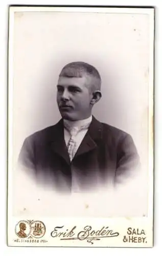 Fotografie Erik Bodén, Sala & Heby, Porträt eines jungen Mannes