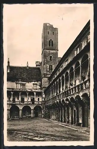 AK Lundenburg, Schlosshof