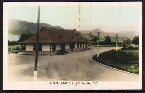 AK Kelowna /B. C., C. N. R. Station, Bahnhof