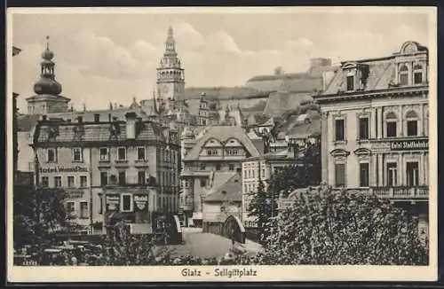 AK Glatz, Sellgittplatz mit Hotel Stadtbahnhof und Hotel Weisses Ross