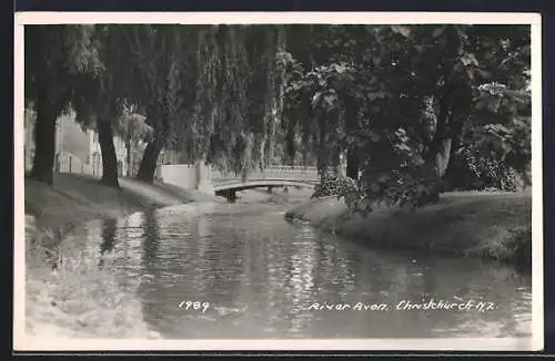 AK Christchurch, River Avon and Bridge