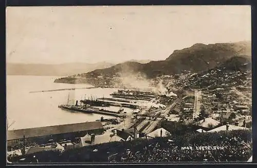 AK Lyttelton, Ortsansicht aus der Vogelschau