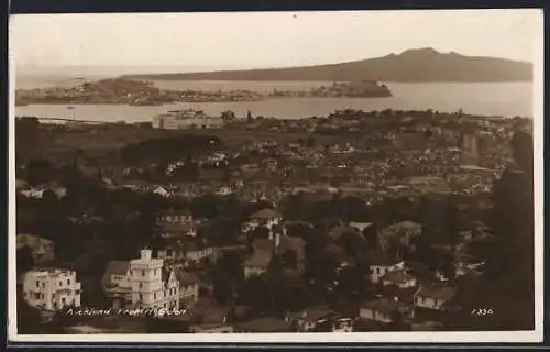 AK Auckland, View from Mt. Eden