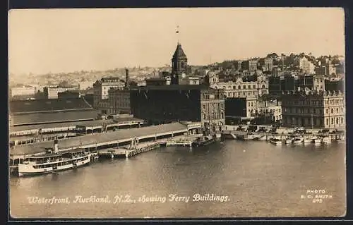 AK Auckland, Ferry Buildings at the Waterfront