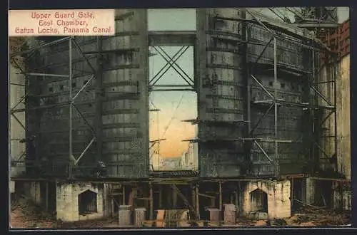 AK Panama Canal, Upper Guard Gate, East Chamber, Gatun Locks
