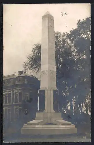 AK Hasselt, Kriegerdenkmal 1914-18, Obelisk